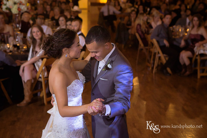 Hidden Springs Wedding by Dallas Wedding Photographers - K & S P